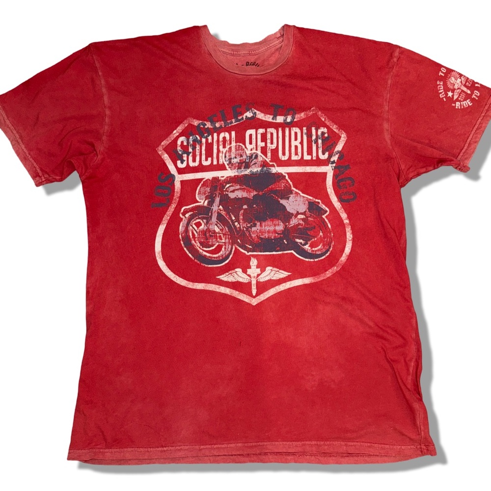 Social Republic Graphic Tee XL Red